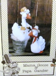 16'' MAMA GOOSE, PAPA GANDER FOLK ART PATTERN